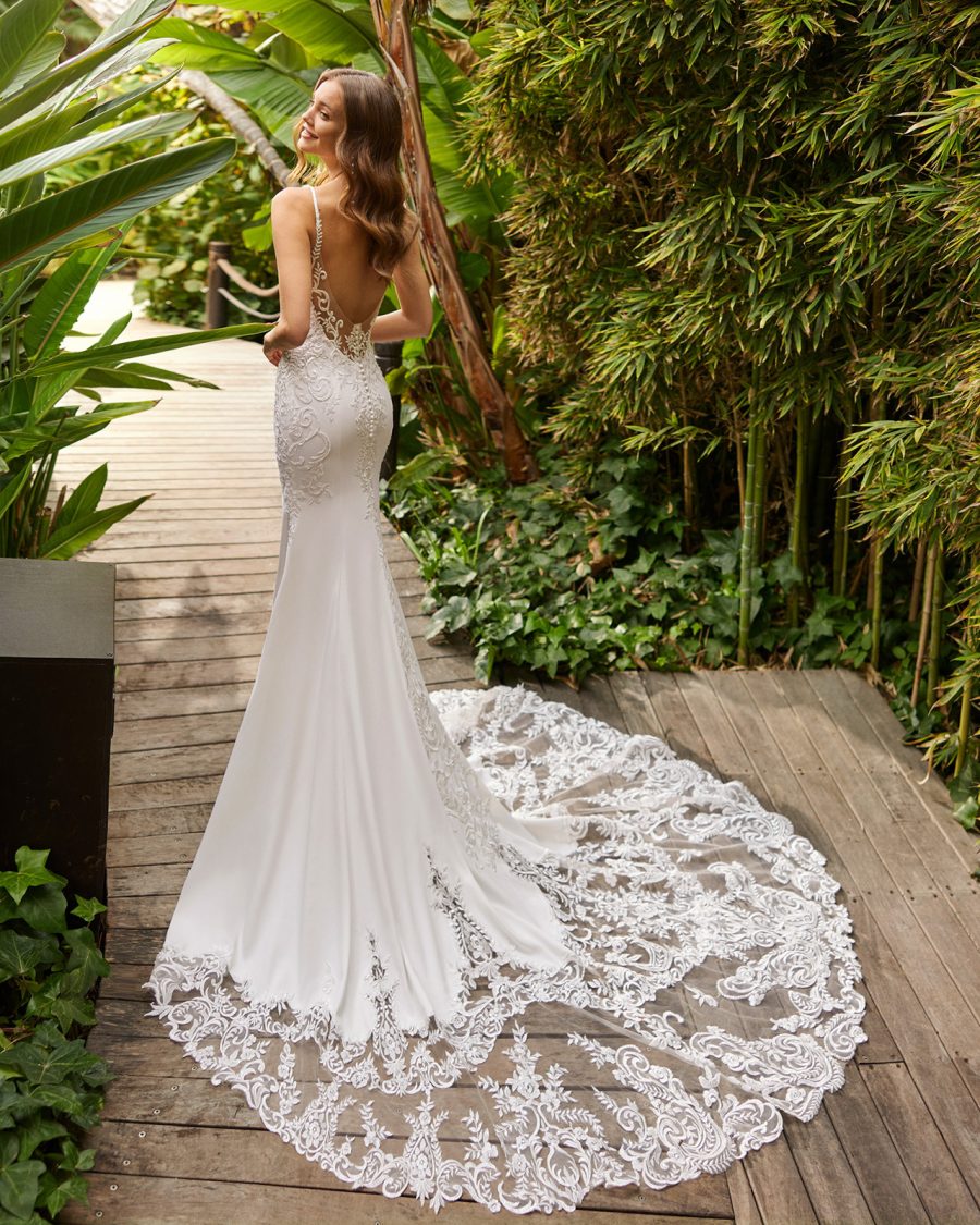 Suknia ślubna Helga  - Adriana Alier - kolor Oryginal - rozmiar 38 - Salon Le Mariage