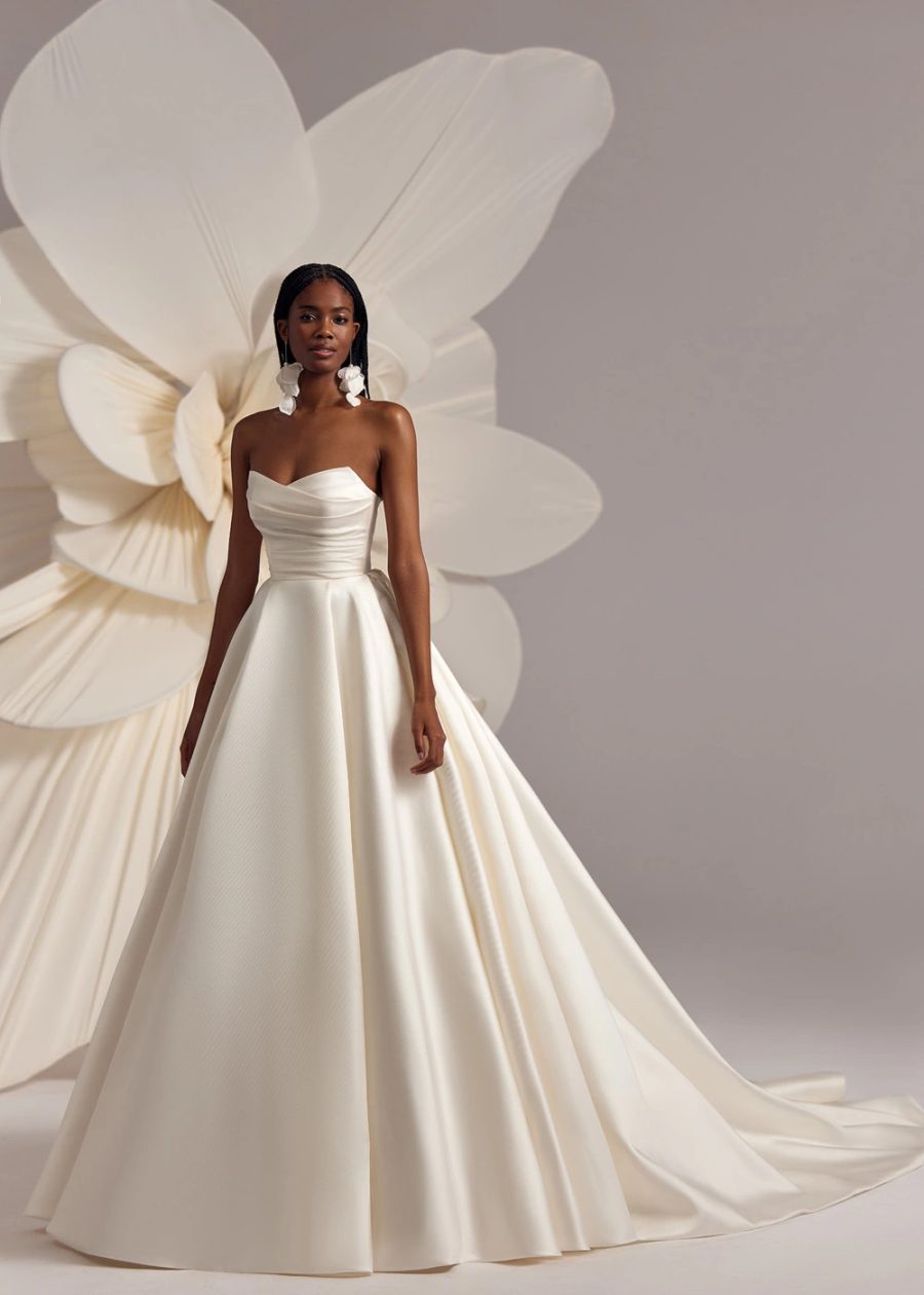 Suknia ślubna Dallas - salon Le Mariage